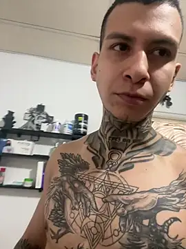Andrew_san live cam on StripChat