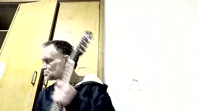 TooFknHorny7676@xh