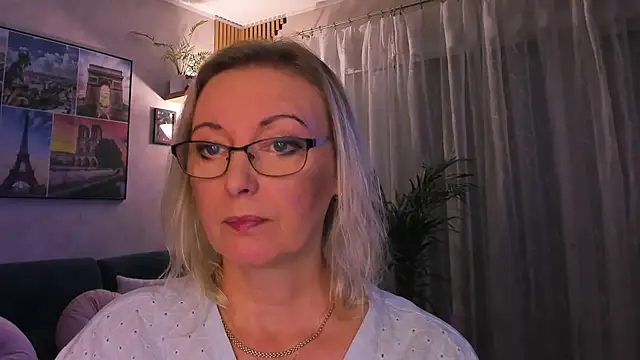 vanessa_chat