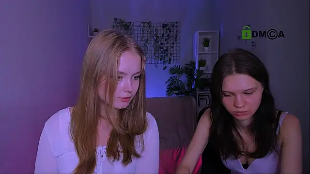 helena_so_shyy live cam on StripChat