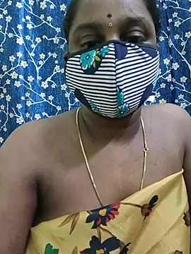Tamil-cuteHasini live cam on StripChat