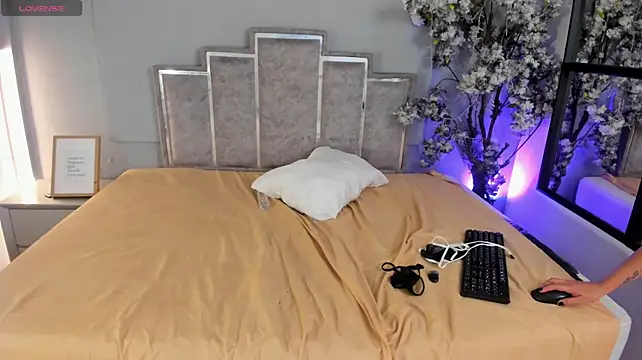 Skyrosee live cam on StripChat