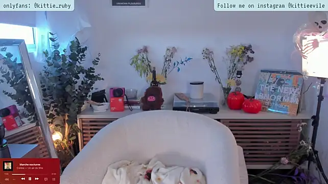 Digitalkissess live cam on StripChat