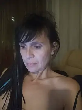Francenia_lolis live cam on StripChat