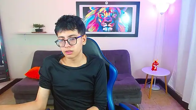 alexcum_18