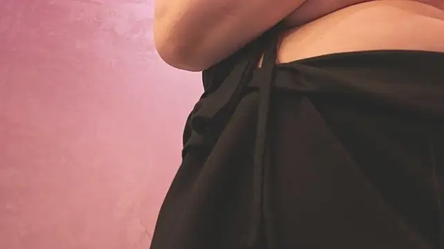 BattyMoll live cam preview