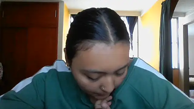 Rush_rosee_150 live cam on StripChat