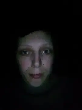 Ponka2011 live cam on StripChat