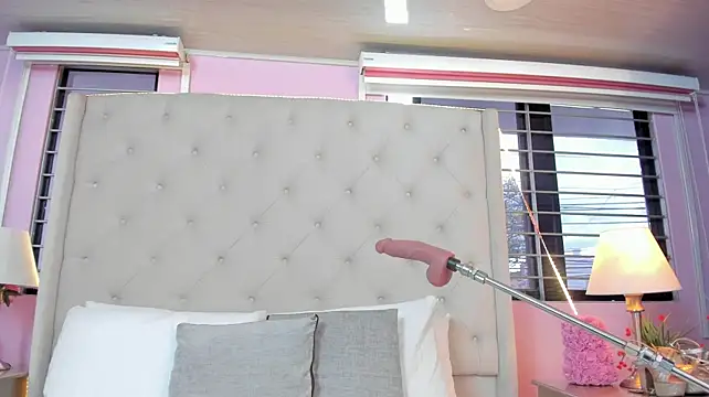 scarlett_leblanc_ live cam on StripChat