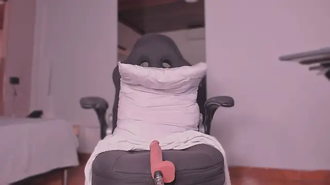 Emmily_Savage