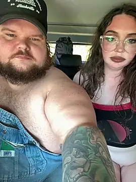 ANNIEandHUNNIE