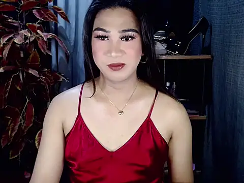 ODALISQUE_MIA live cam on StripChat