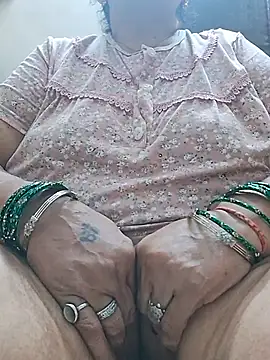 kavya_xx (F mature) - Ass show