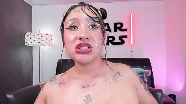 miss_danika live cam on StripChat