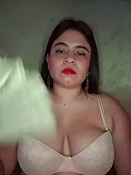 LUNA_DULCE1 live cam on StripChat