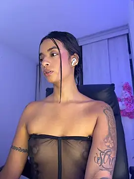 Annacherry_77