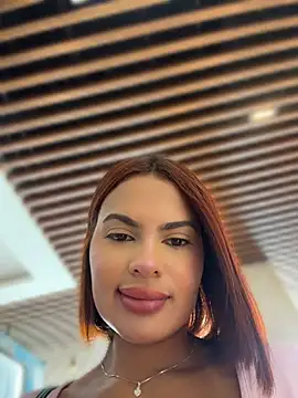 Irina_Velvett live cam preview