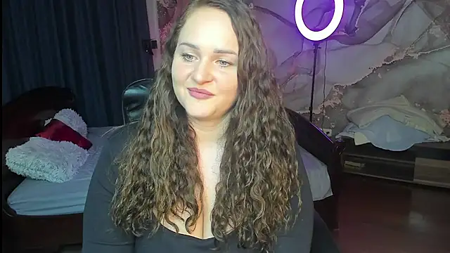 Chorna_Rouse live cam preview