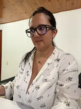 SWEETLILY18