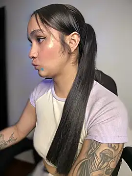 Isabella-Teen