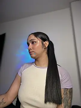 Isabella-Teen