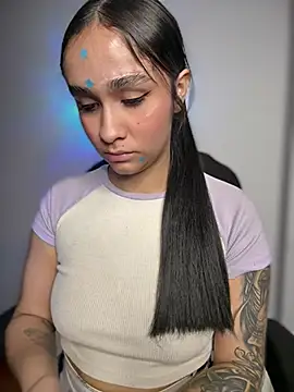 Isabella-Teen