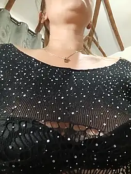 tata_sanz_ live cam on StripChat