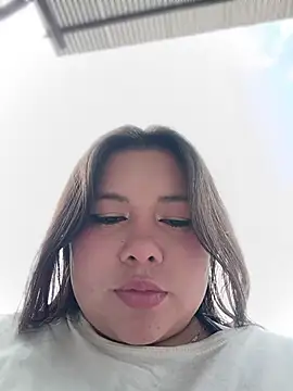lucy_blush