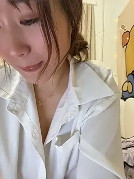 dian-sex (Ask my age) - 带上乳夹并M腿展示（文明调教不白嫖，从你开始）