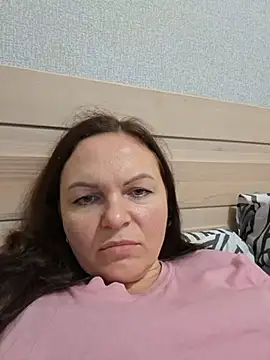 Meri_a live cam on StripChat