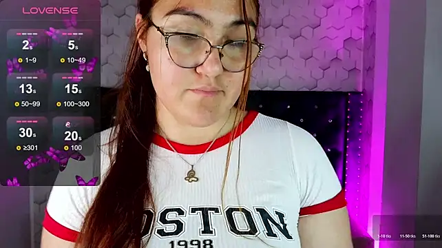 conniejames_m webcam