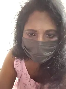 Tamil_nivetha