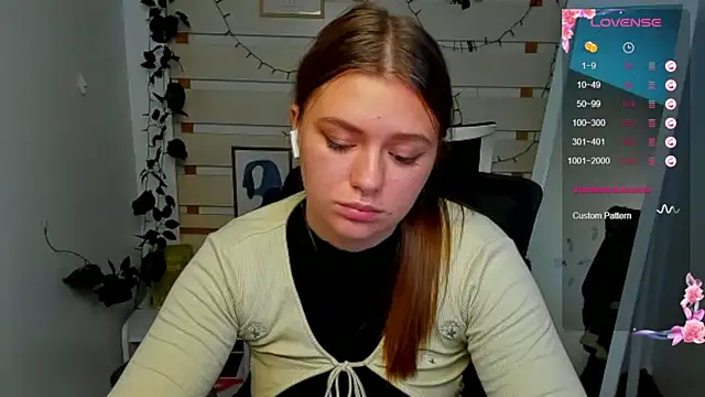 Josephine_Kiss live cam preview