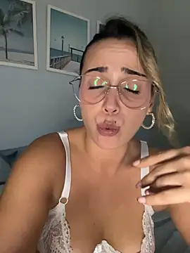 space_couple live sex cam
