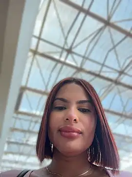 Irina_Velvett webcam