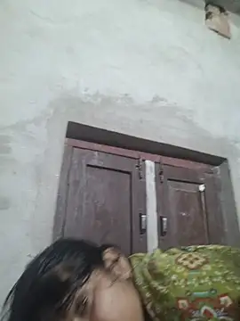 Madhu-71 webcam