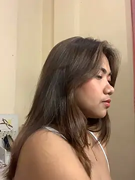 YaraSmith live sex cam