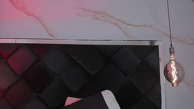 AngelaaCute_