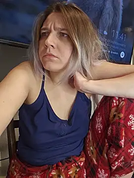 scarletsweb (Ask my age) - Fuck machine fun USE TIP MENU :gift: