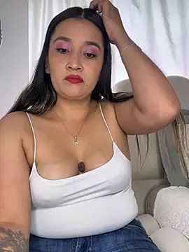 ChloeSaint_