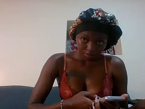 Sexy_Essiie