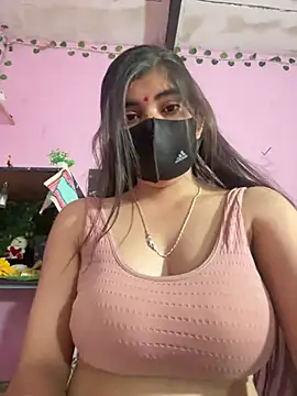 isha_sharma2002