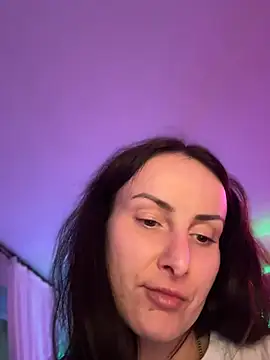 Live-Webcam-Show mit AnnaMaria- - Interaktive Lovense-Toys verfügbar