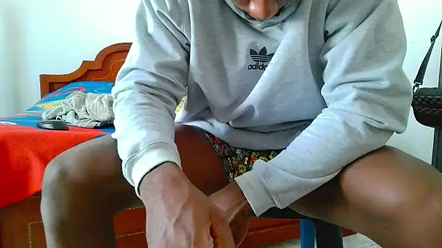 Alphadavid_23 live sex cam