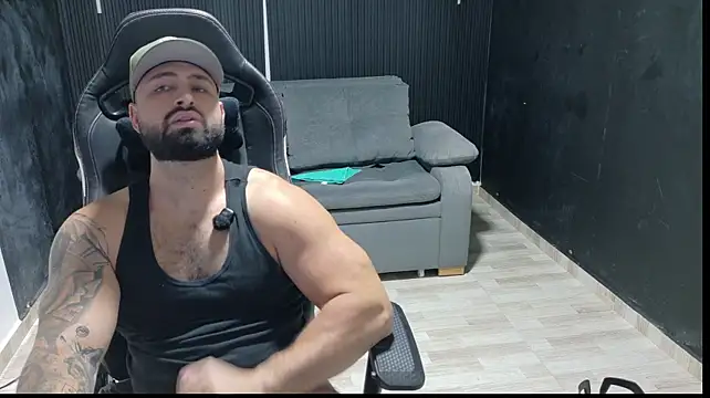 thhomson_34 live cam on StripChat