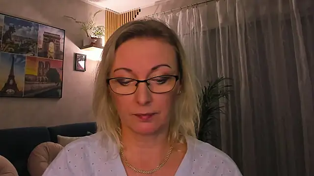 vanessa_chat