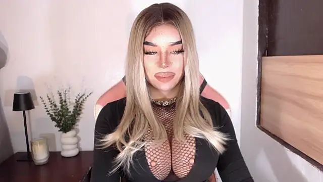 Zandralopez live sex cam