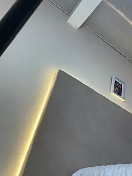 Ambersfoxx webcam