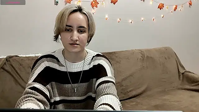 MiguelGray live cam on StripChat
