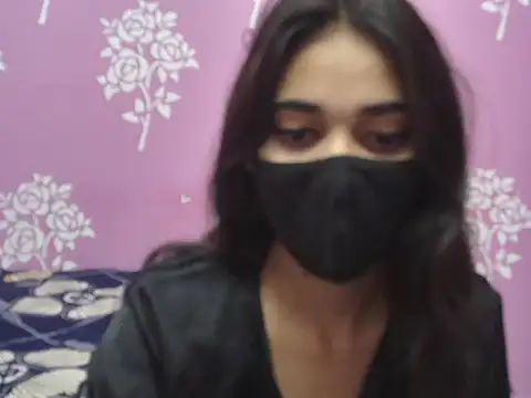 Shanaya-xo live cam on StripChat